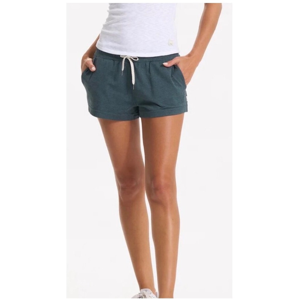 Vuori Halo Performance Shorts Womens Large Heathered Charcoal Grey/Green Soft!